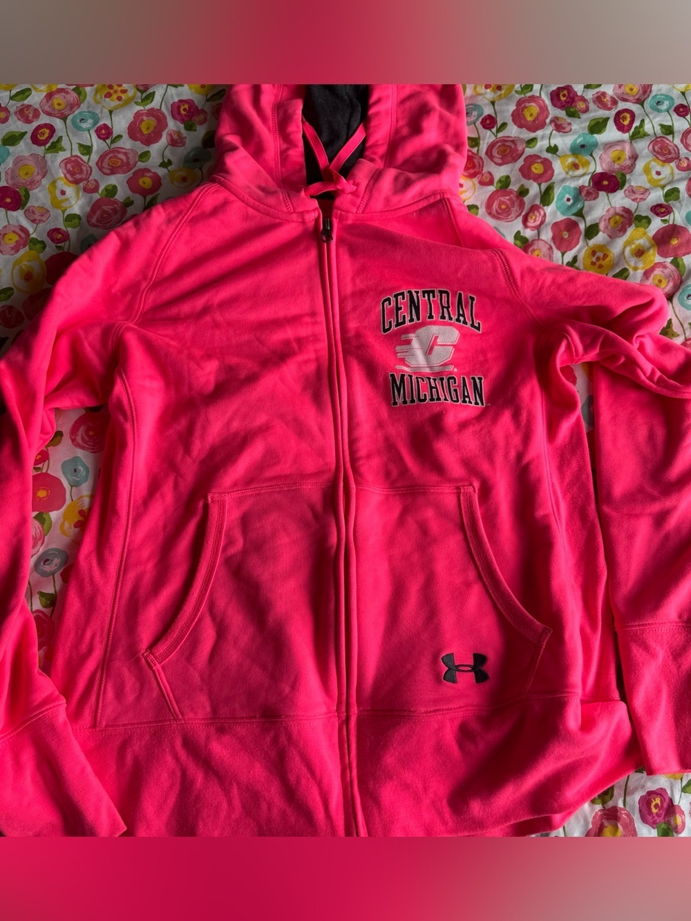 Large WOMENS under armour cmu central Michigan hoodie sweatshirt zip up jacket - Picture 1 of 3